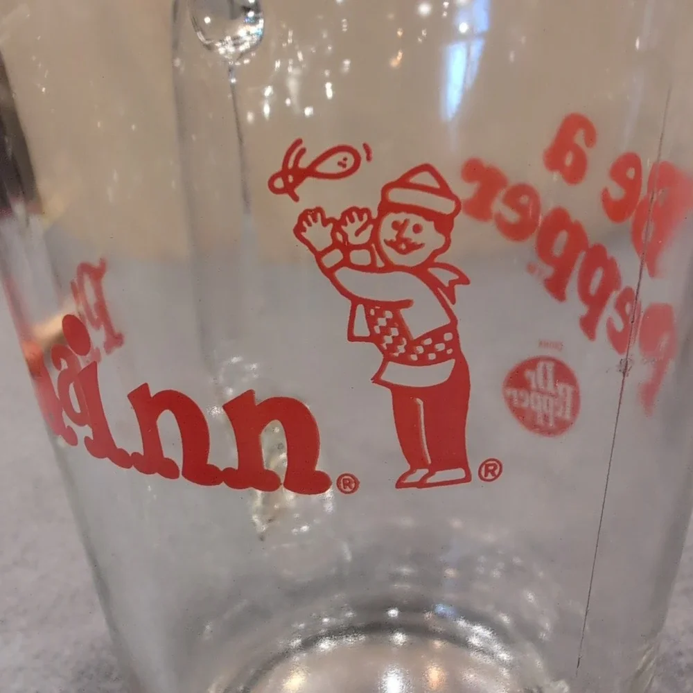Vintage Dr Pepper Pizza Inn Be a Pepper Glass Pitcher Red Logo Advertising - Picture 5 of 6